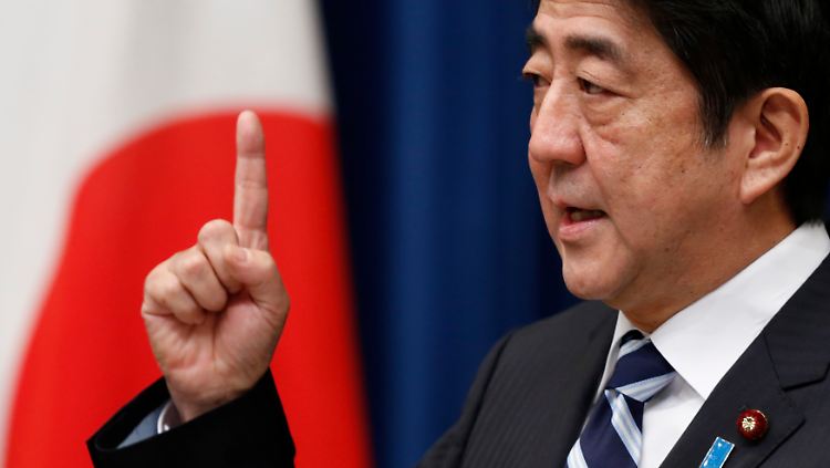 Die Idee Abes: Eine lockerere Geldpolitik soll Japans Wirtschaft in schwung bringen.