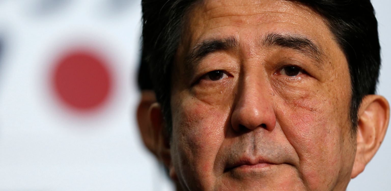 Japans neue Regierung unter Shinzo Abe gibt sich zum Auftakt völlig schmerzfrei. Ungeachtet der horrenden Staatsverschuldung in Japan ...
