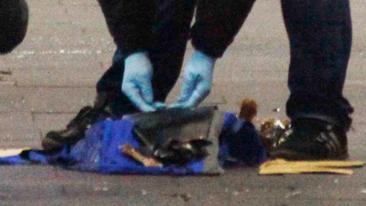 Angeblich soll die Bombe doch keinen Zünder gehabt haben.