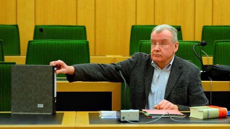 Erwin Kemna war von 1970 bis 2008 NPD-Mitglied.