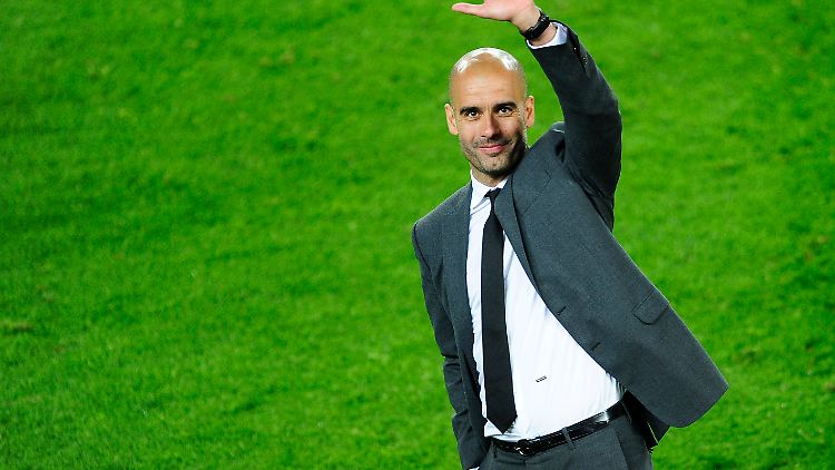 "Pep überschreitet die deutsche Grenze. Seine Unterschrift bei den Bayern macht ihm zum ersten spanischen Trainer eines Klubs aus der Bundesliga."