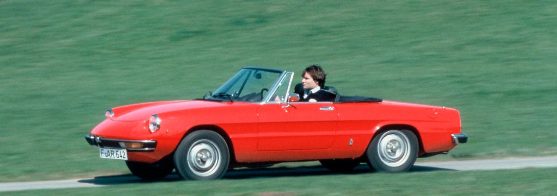 Entworfen von Battista Pininfarina: Die Karosserieform des Alfa Romeo Spider gilt als zeitlos.