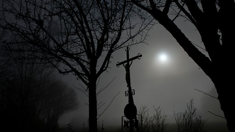 Religiöse Riten nutzten die Geistlichen, um ihren Missbrauch zu decken.