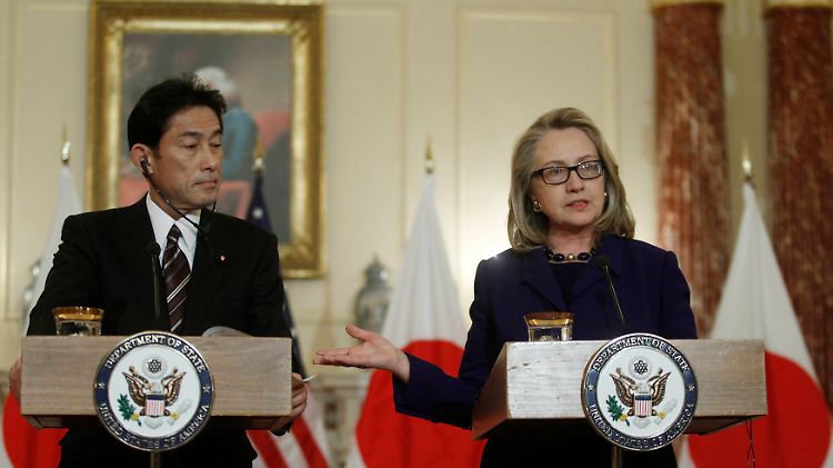 Japans Außenminister Funio Kishida besprach sich mit US-Ministerin Hillary Clinton.