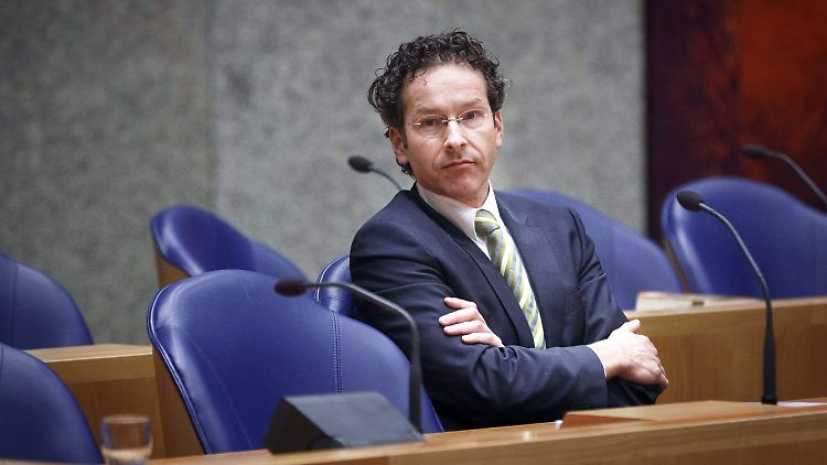 Doppelter Karrieresprung mit 46: Dijsselbloem sitzt künftig auf zwei Spitzenposten.
