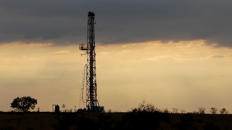 Durch die Fracking-Methode steigt die dem Menschen zugängliche Menge an fossilen Brennstoffen sprunghaft.