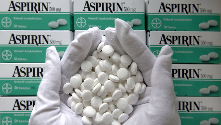 Wissenschaftler vermuten einen Zusammenhang zwischen der Einnahme von Aspirin und dem Auftreten von AMD.
