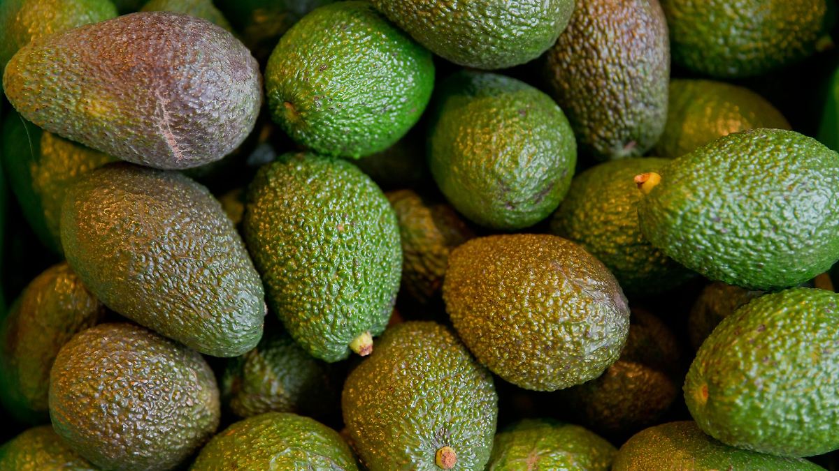 Paar bringt kiloweise Obst aus Kenia mit - aber unerlaubt