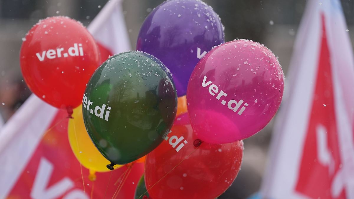 Viele Tausende Teilnehmer an Warnstreiks im Südwesten