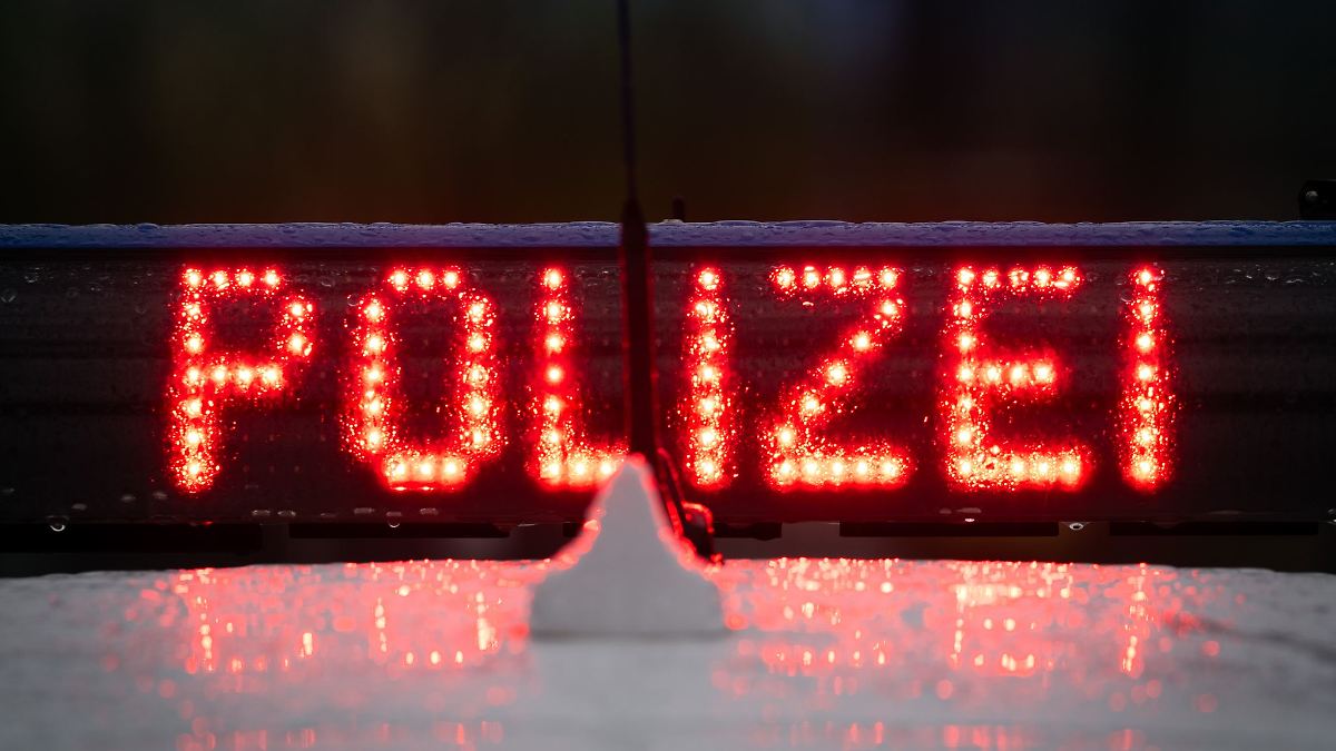 Bayern: Autofahrer liefert sich Verfolgungsjagd mit der Polizei - n-tv.de
