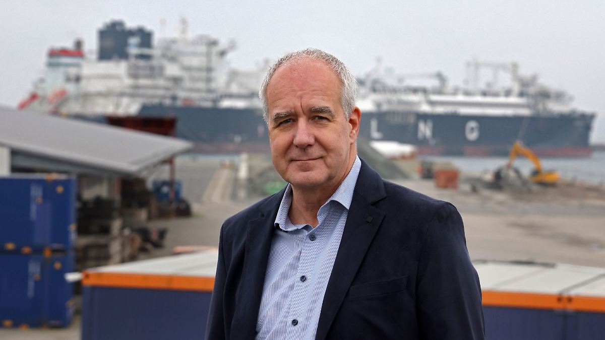 Neuer Hafenchef in Mukran: Hafen profitiert von LNG-Terminal