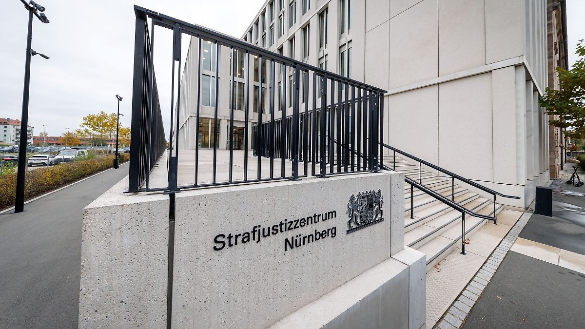 Prozess um Einbruch in Banken - ein Angeklagter gesteht