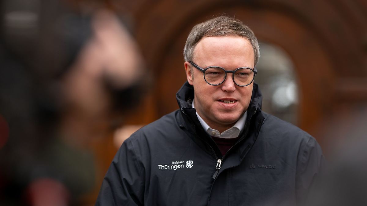 Ministerpräsident Voigt tourt durch die Kreise