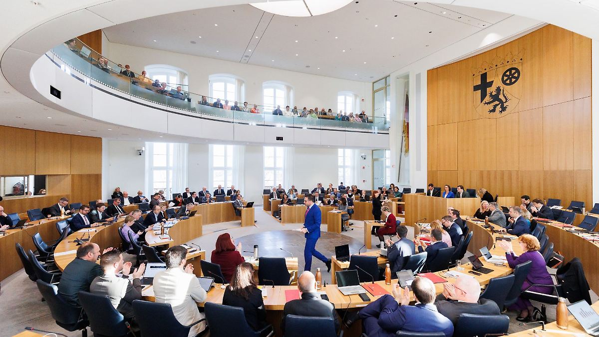 Landtag verabschiedet neues Polizeigesetz einstimmig