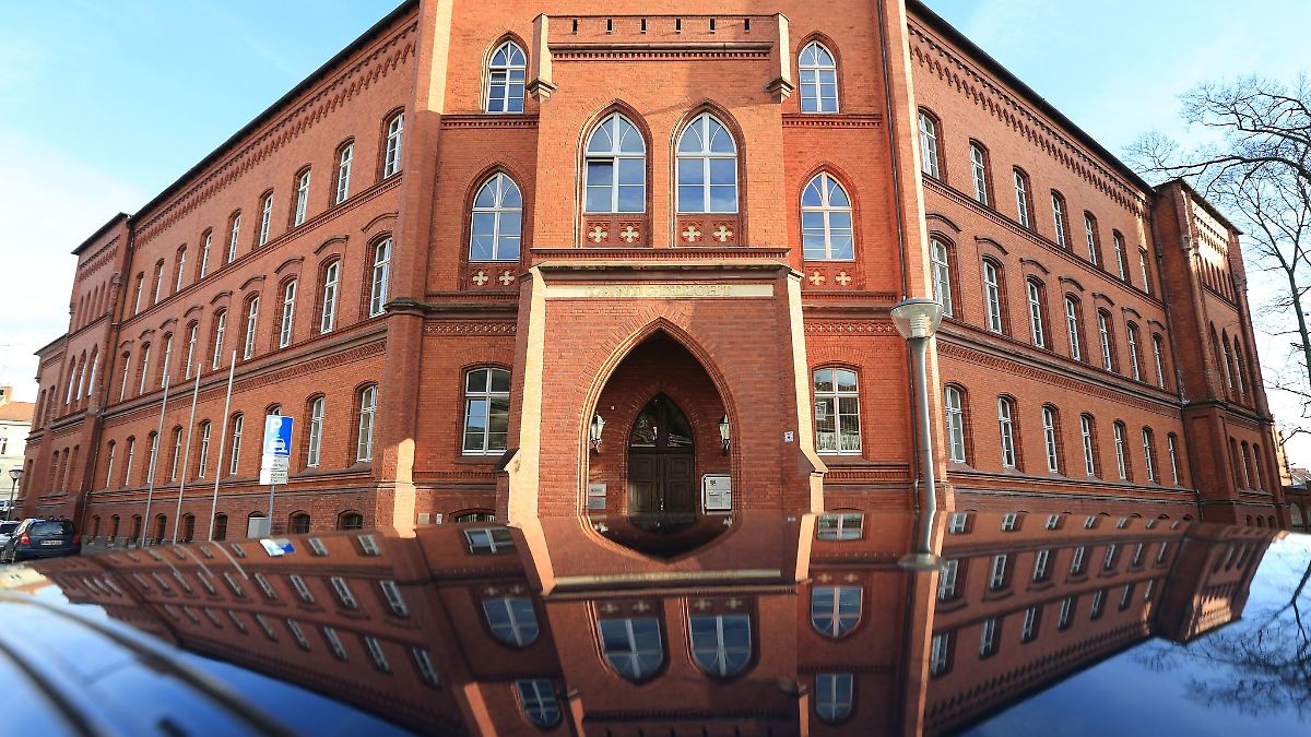 Mordverdacht: Fünf Männer nach Tod eines Syrers angeklagt