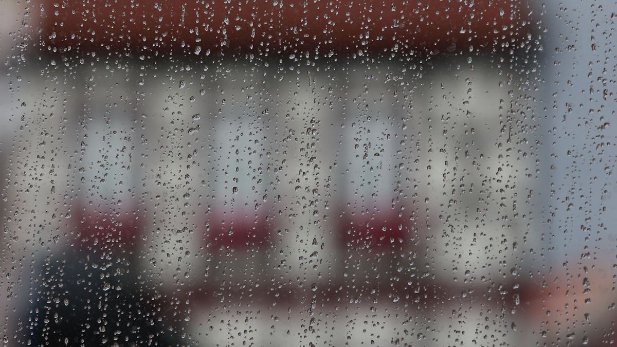 Regen, Gewitter und gebietsweise Schnee in Sachsen-Anhalt