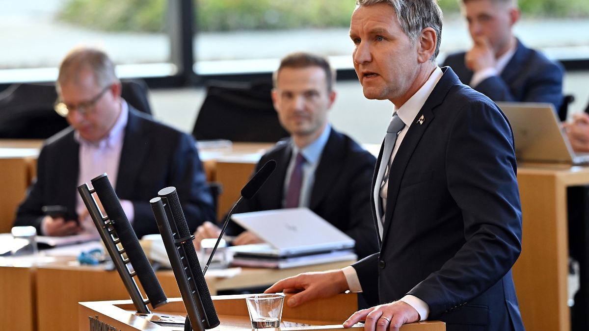 Landtag diskutiert Regeln für Verfassungsschutzkontrolle
