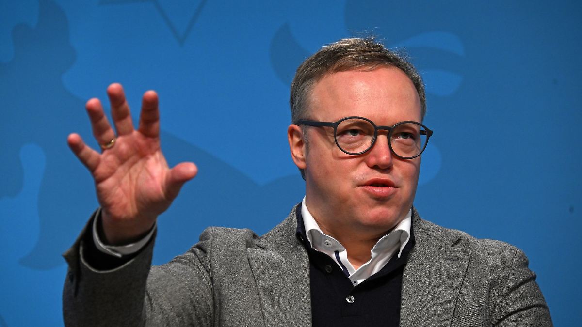CDU-Mann Voigt: "Von politischen Routinen Abstand nehmen"