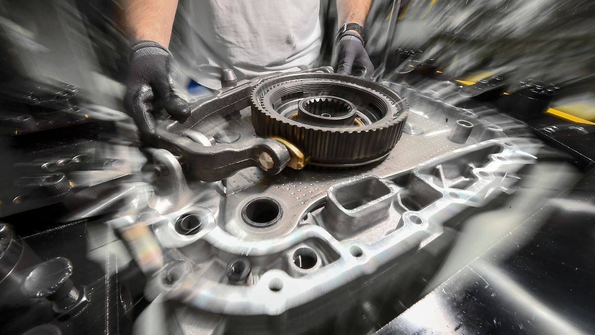 Bayerns Industrieproduktion schrumpft