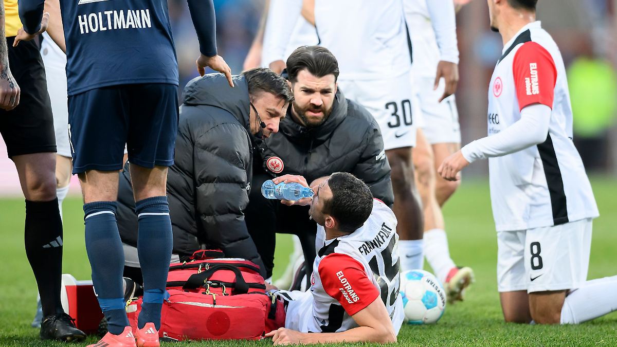 Eintracht-Trio verletzt - Zwölf Profis unterwegs