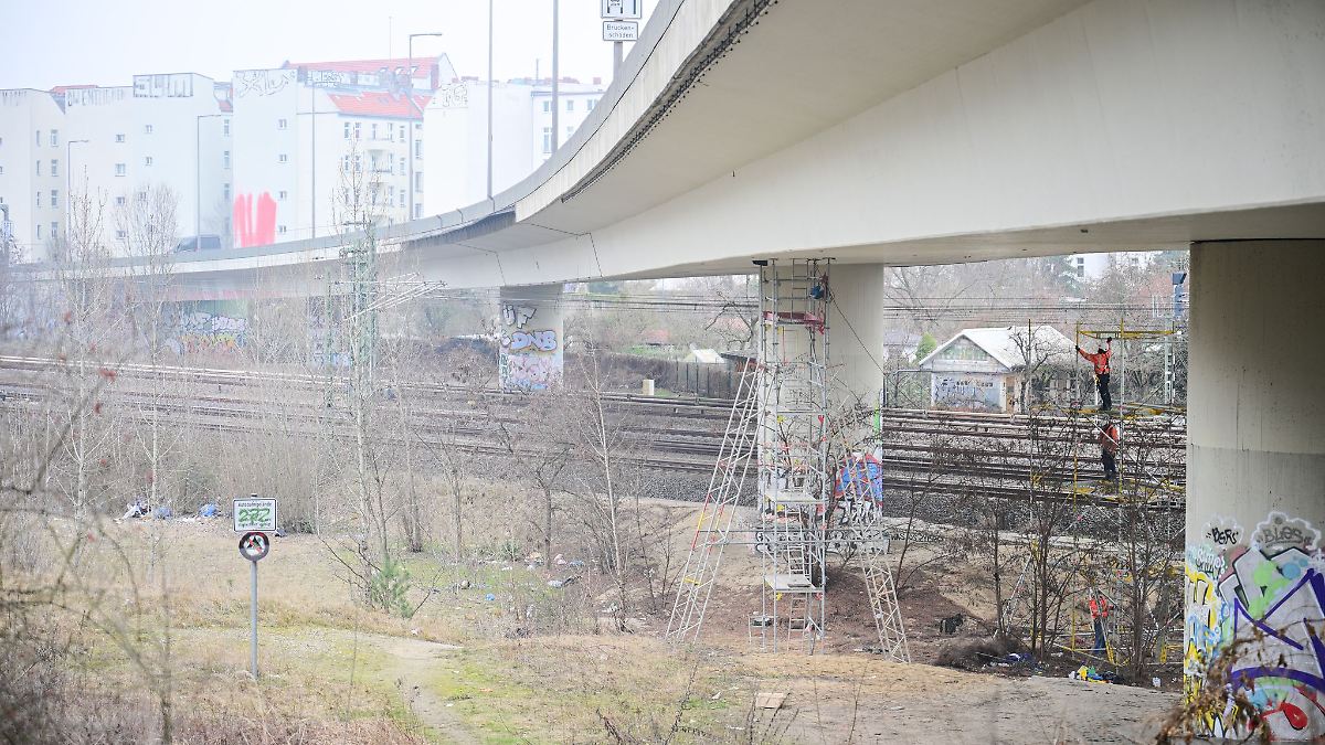 Vollsperrung der Ringbahnbrücke A100 wegen Riss