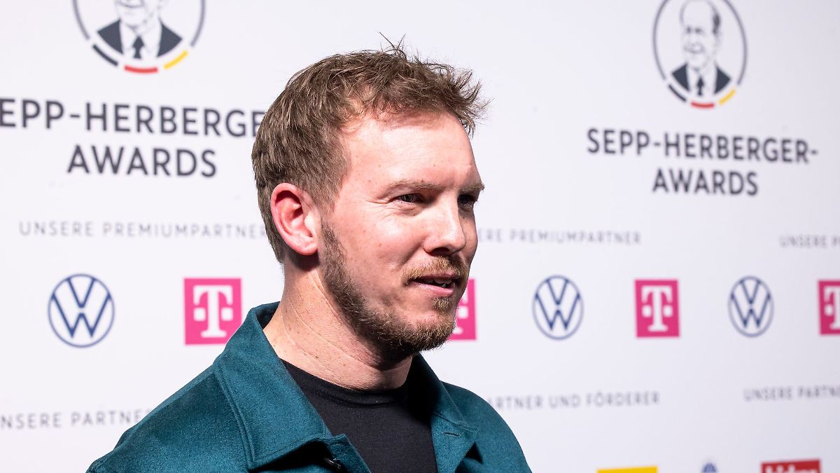 Mega-Deal sickert durch: Bericht: Telekom kauft komplette TV-Übertragung der WM 2026