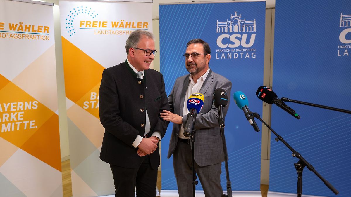 CSU und Freie Wähler fordern Engagement für Demokratie