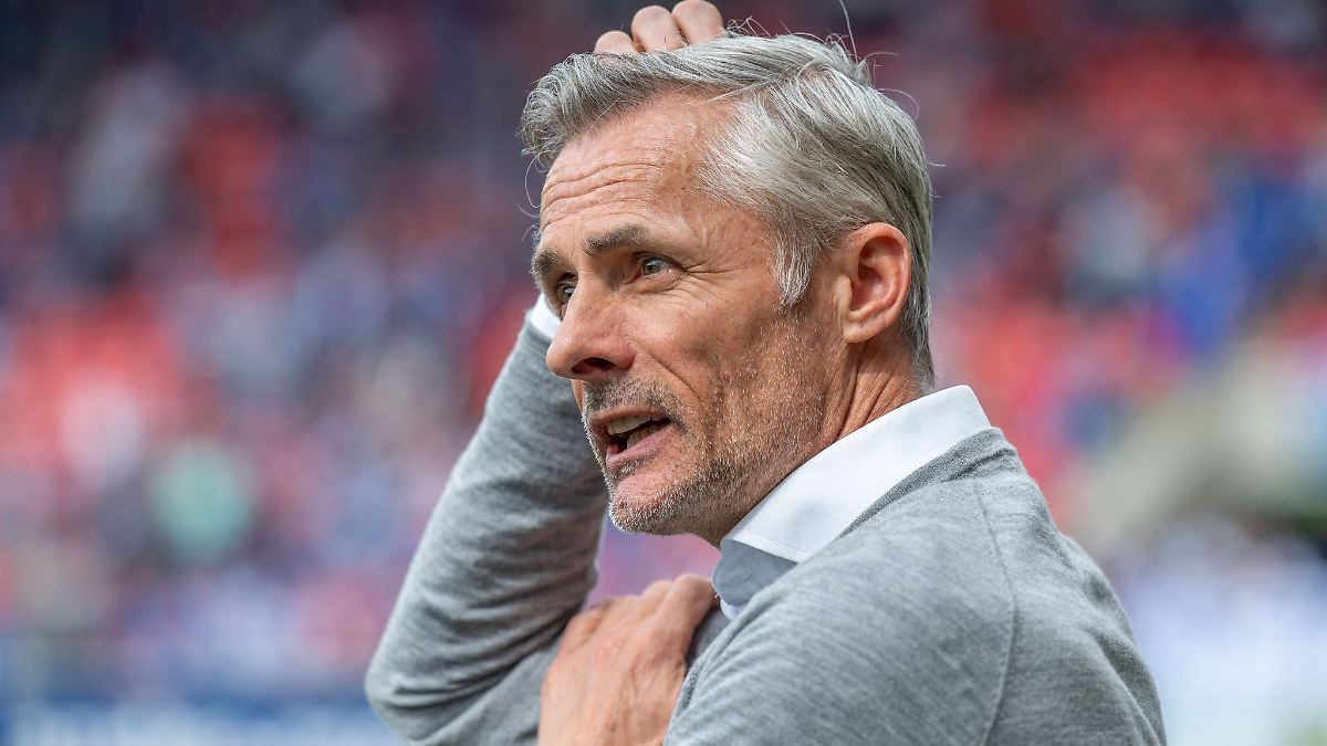 "Verrückte Liga": Schalke will Tabellenführer HSV ärgern