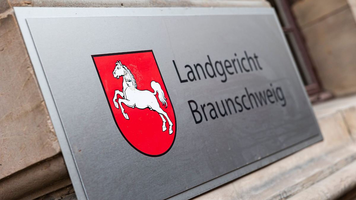 Mit Auto auf Ex-Chef zugerast - fast vier Jahre Haft