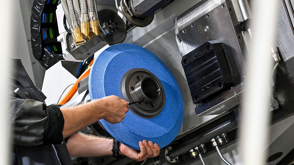 Mehr Menschen pendeln zur Arbeit in andere Bundesländer