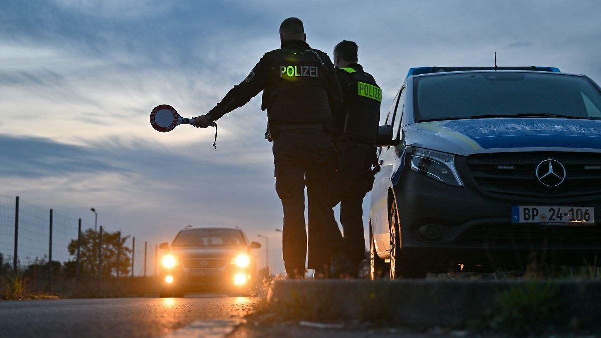 Polizei stellt an Grenze zu Polen mutmaßlichen Schleuser