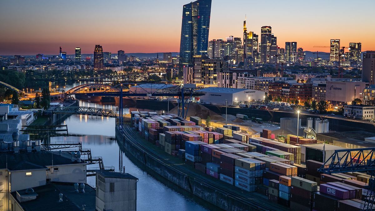 Haushaltsjahr: Frankfurt mit 212 Millionen Euro im Plus