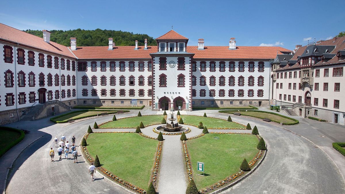 Theatermuseum in Meiningen: Zusage des Landes noch offen