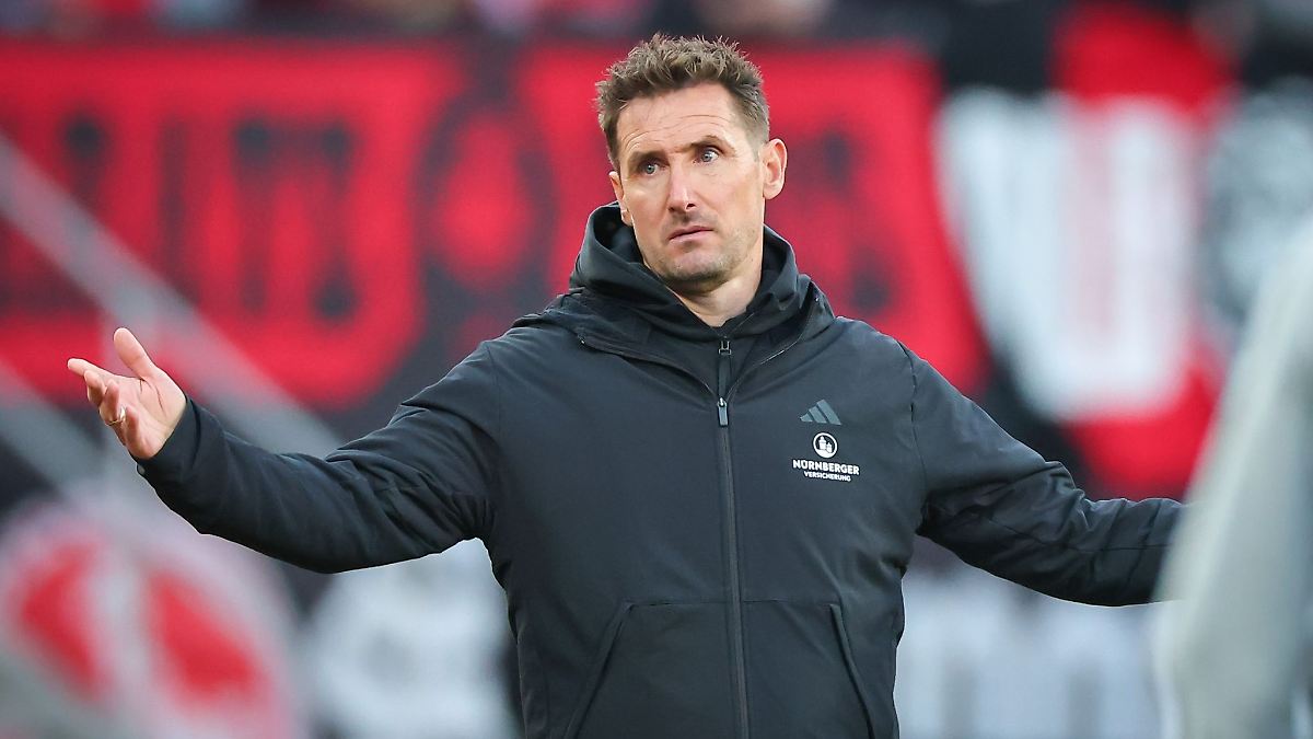 Klose frustriert: "Jetzt sitzen wir wieder da..."