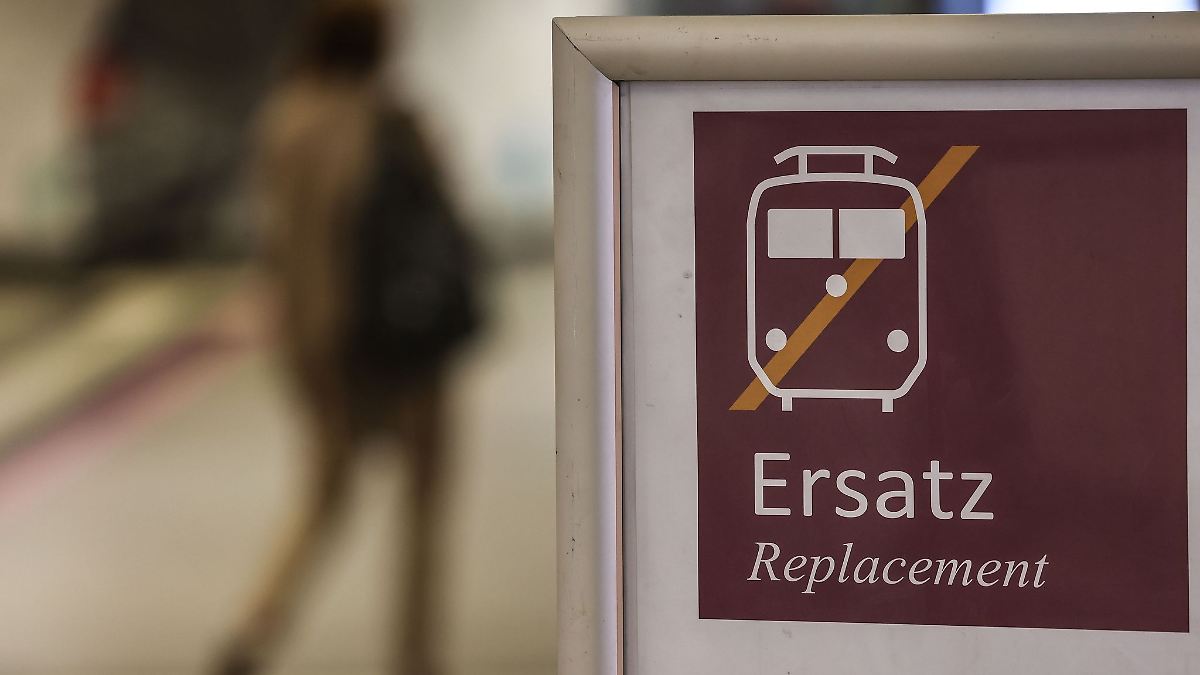 Bahnstrecke zwischen Duisburg und Düsseldorf gesperrt