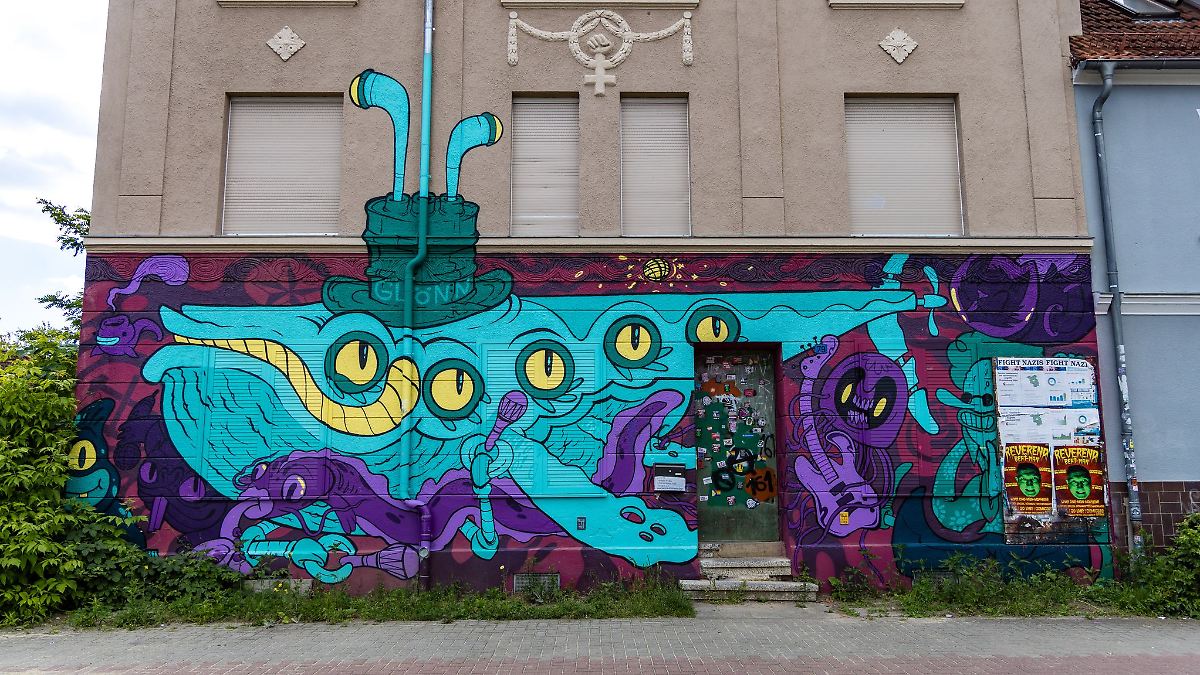 Mutmaßlich rechter Angriff auf Wohnprojekt in Cottbus