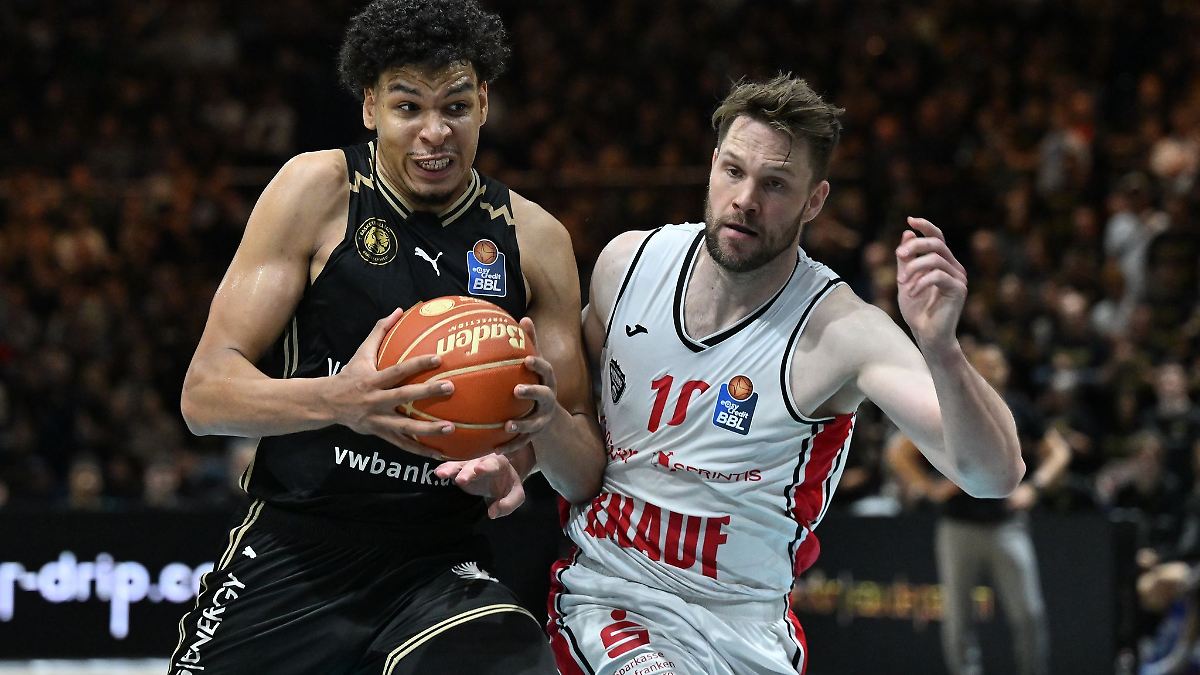 Furioser Fru: Youngster beflügelt Braunschweigs Basketballer