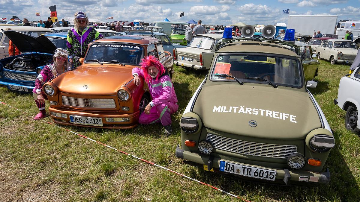 30. Trabant-Treffen: "Rennpappen" nehmen Kurs auf Anklam