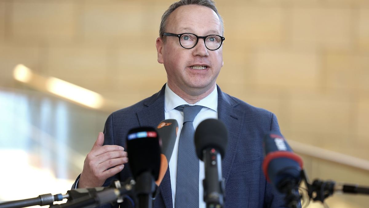 Limbach zu AfD-Verbotsdebatte - Notwehrrecht der Demokratie