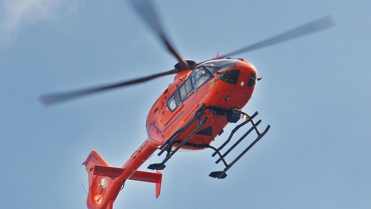 Schwerer Unfall auf A4 - Zu Fuß durch die Rettungsgasse