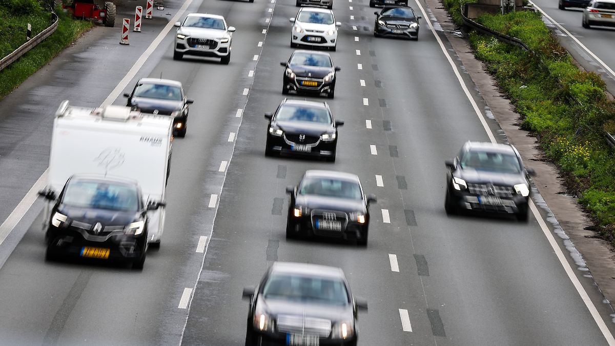 Pfingstsamstag in NRW - Verkehr verläuft bislang ruhig