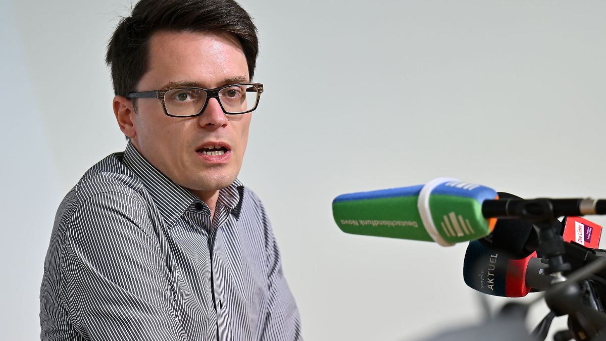 Schaft will Parteichef der Thüringer Linken bleiben