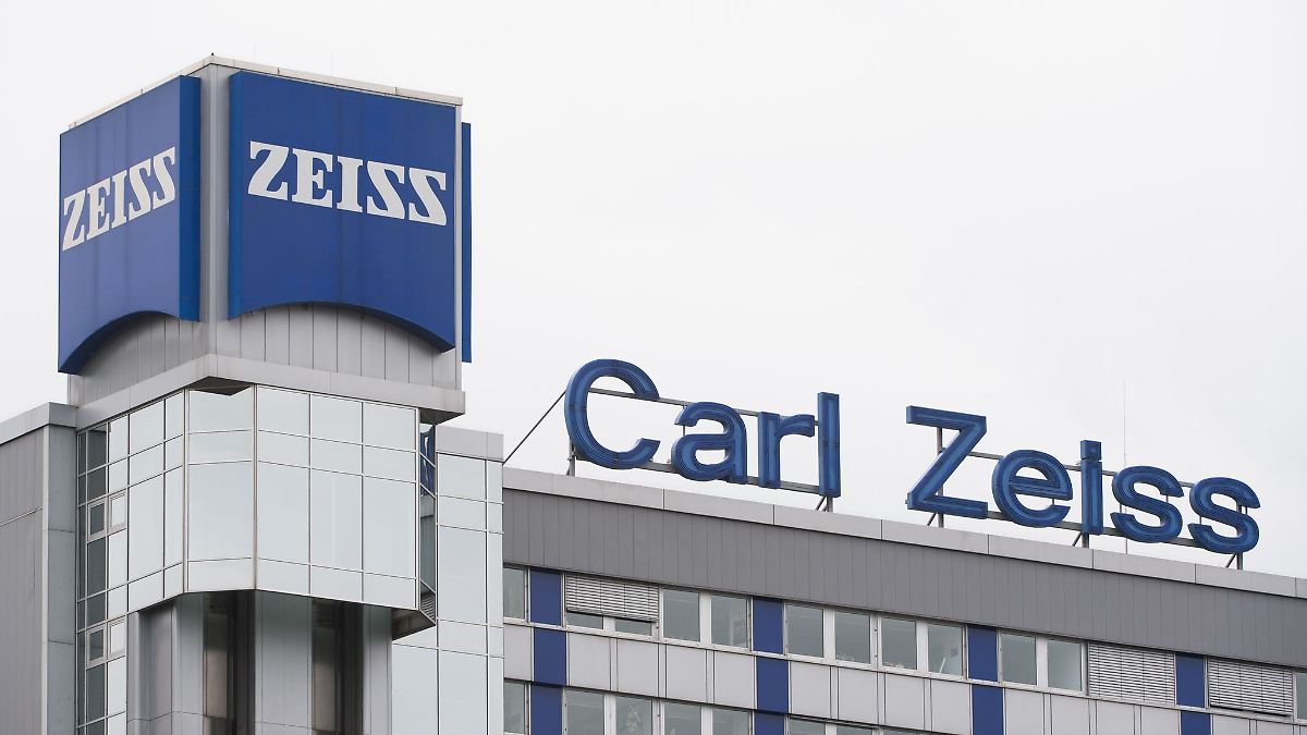 Jenaer Zeiss-Firma fertigt Displays für Cockpits