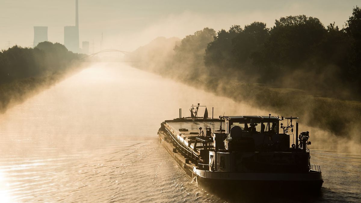 Schiffe kollidieren auf Mittellandkanal - sechs Verletzte