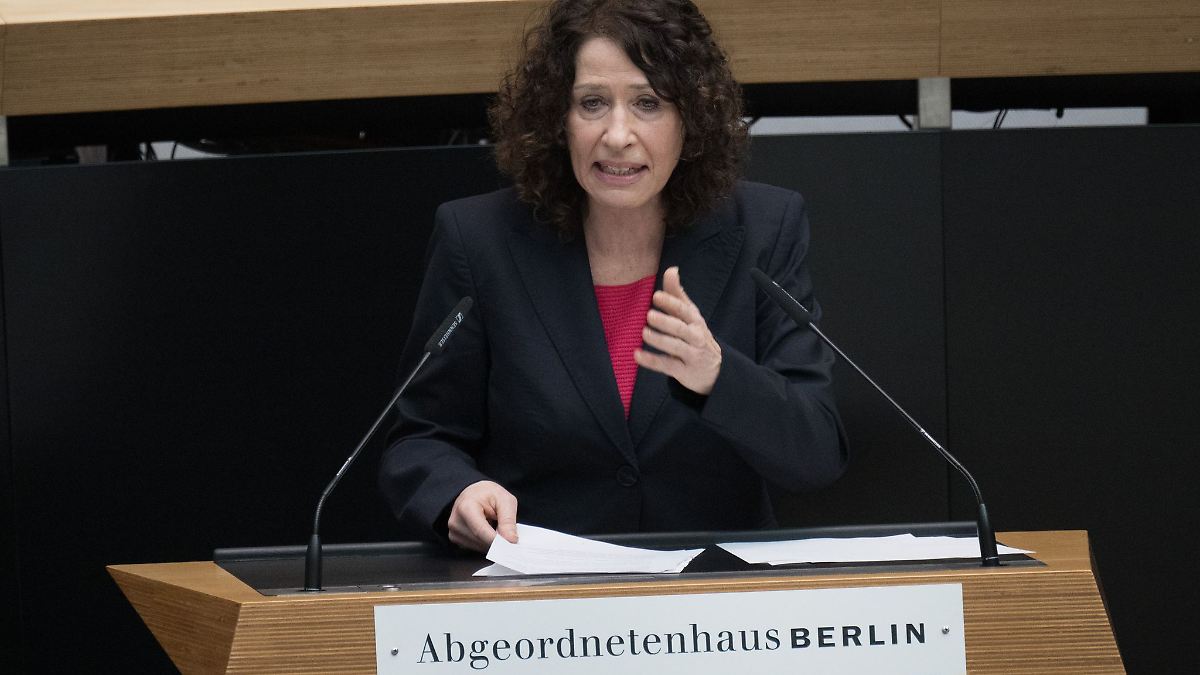 Grüne: Senatorin muss sich bei Inácio-Stech entschuldigen