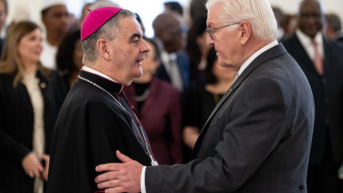 Bundespräsident zeigt Diplomaten Mecklenburg-Vorpommern