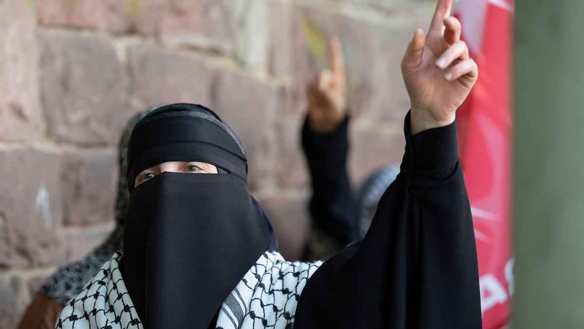 Demo vor US-Generalkonsulat ohne Zwischenfälle