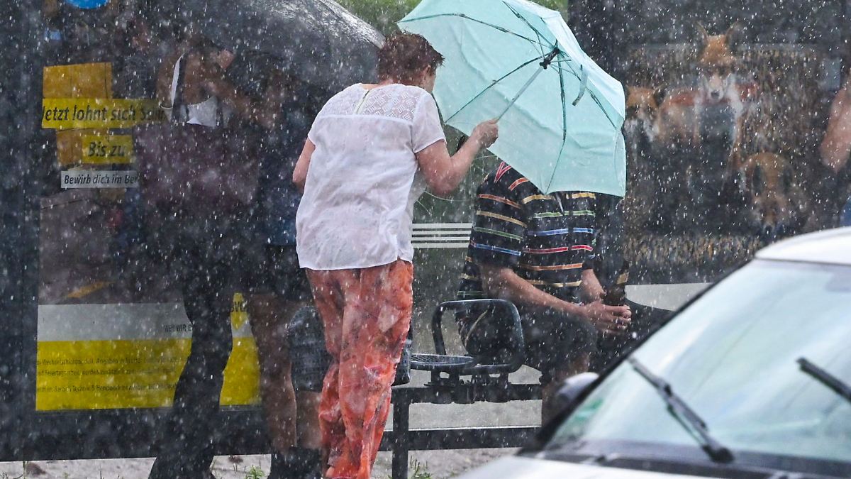 Berliner Polizei: Bislang keine Unwetter-Verletzten