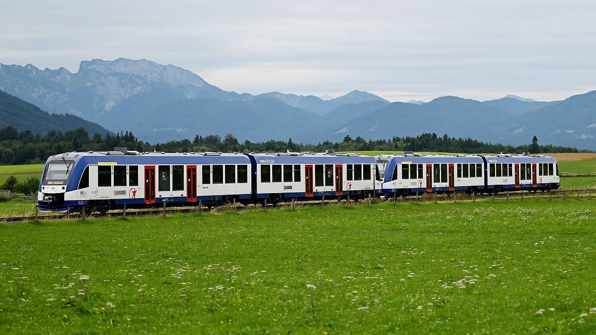 Bahn-Chaos in Bayern: Strecke München-Holzkirchen gesperrt
