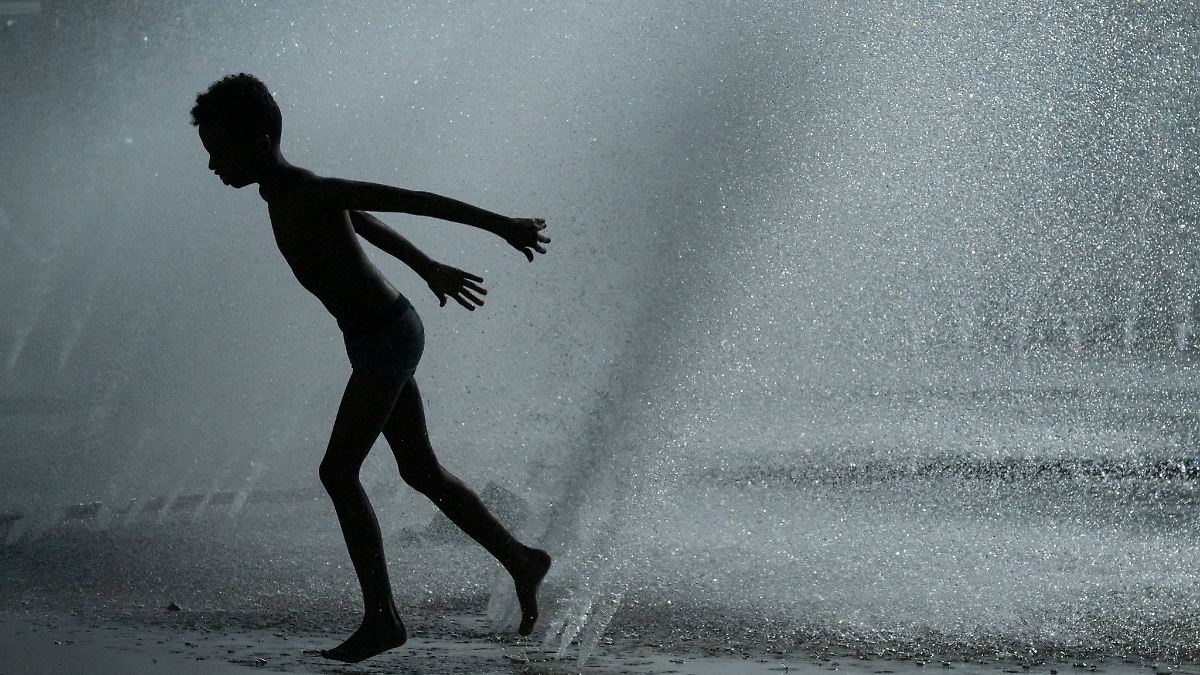 DWD: Juni war in Bayern deutlich zu warm und zu trocken